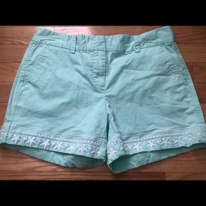 NWOT Vineyard Vines Embroidered Dayboat Shorts
